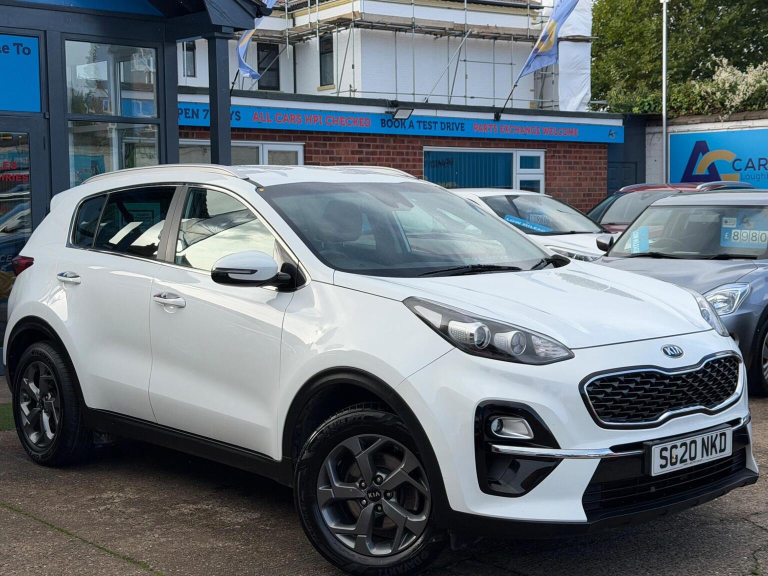 2020 Kia Sportage 1.6 GDi 2 Euro 6 (s/s) 5dr in white — photo 1 of 67