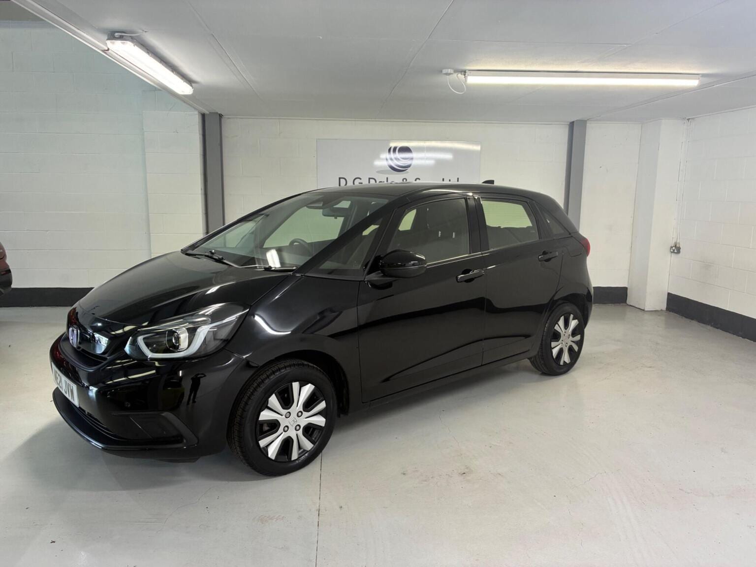 Honda Jazz - image 1 of 13