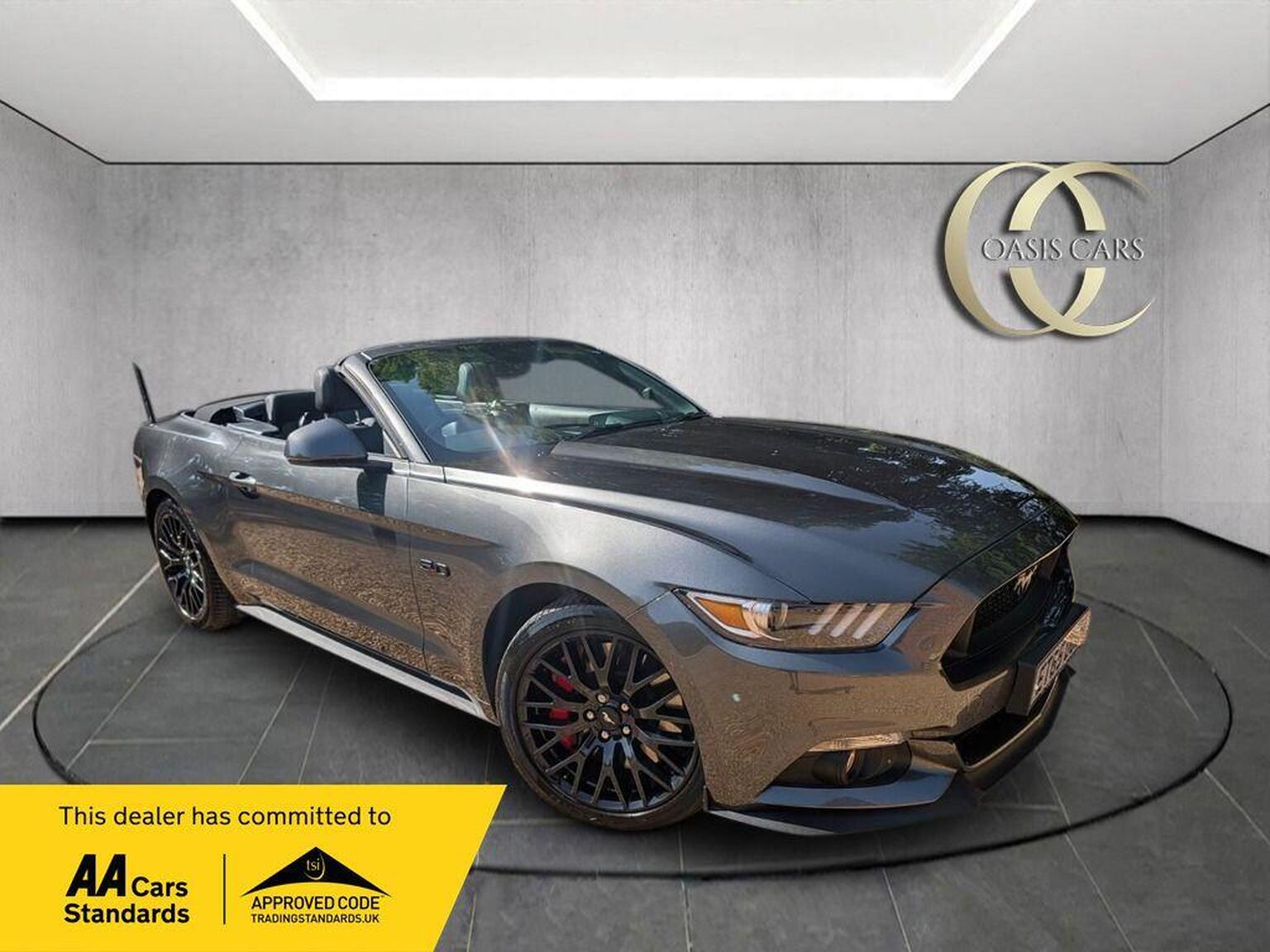Ford Mustang - image 1 of 20