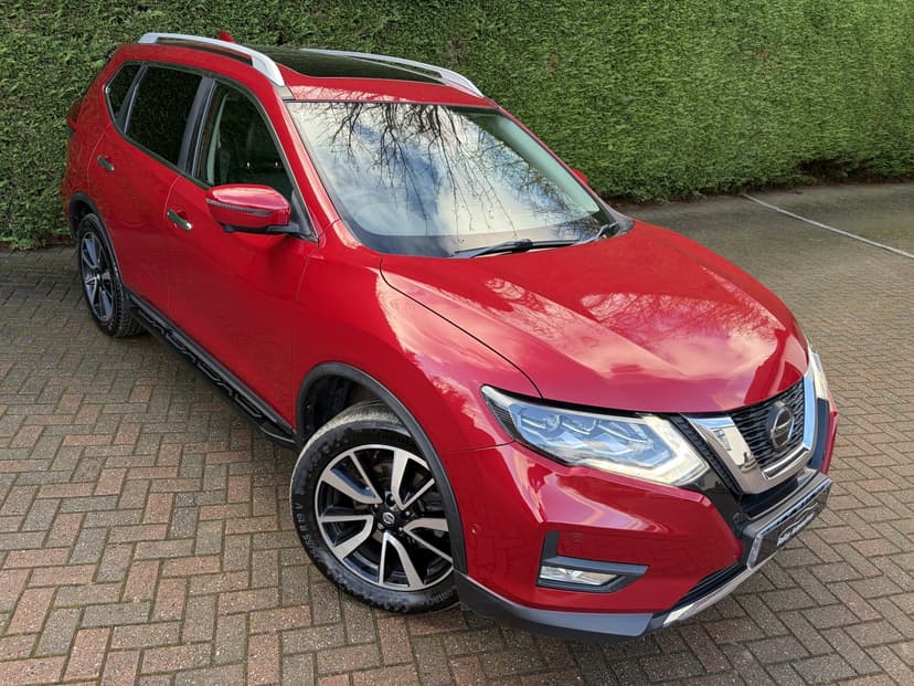 2019 NISSAN X-TRAIL