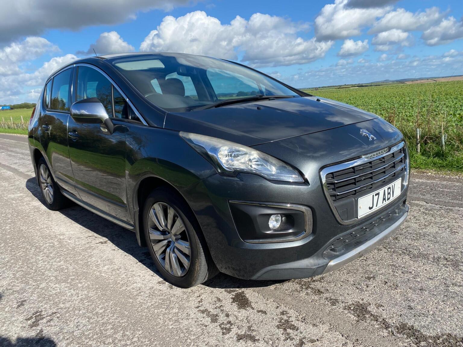 Peugeot 3008 - image 1 of 32