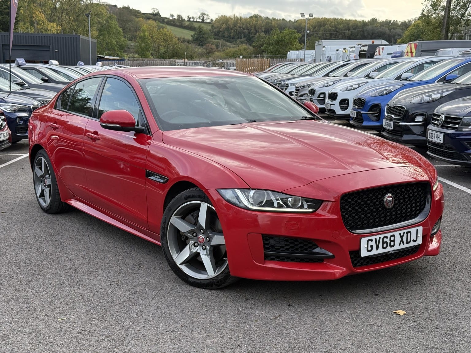Jaguar XE - image 1 of 1