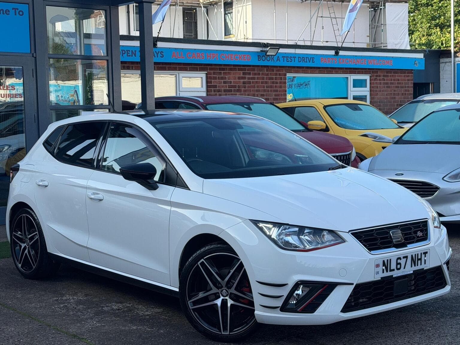 SEAT Ibiza - image 1 of 61