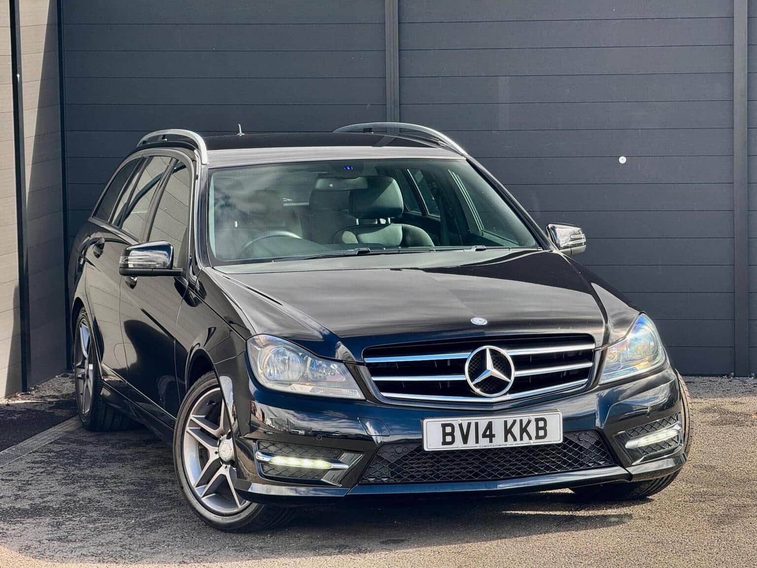 Mercedes-Benz C Class - image 1 of 70