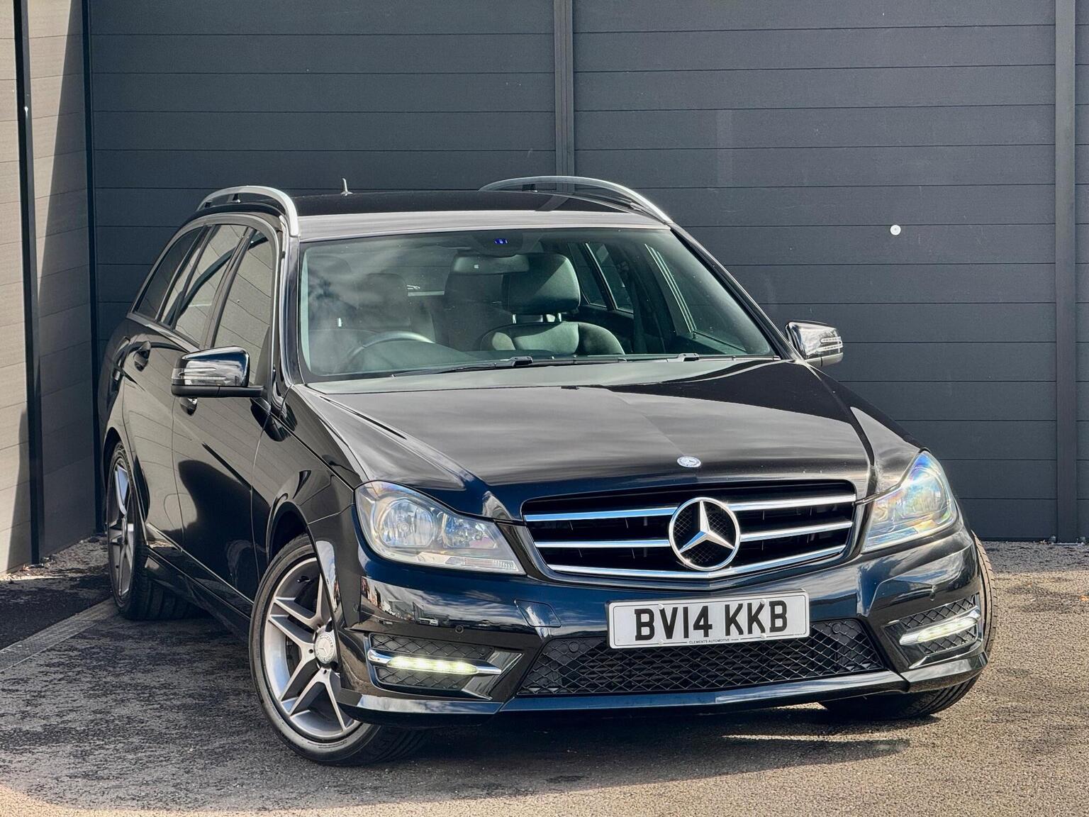 Mercedes-Benz C Class - image 1 of 70