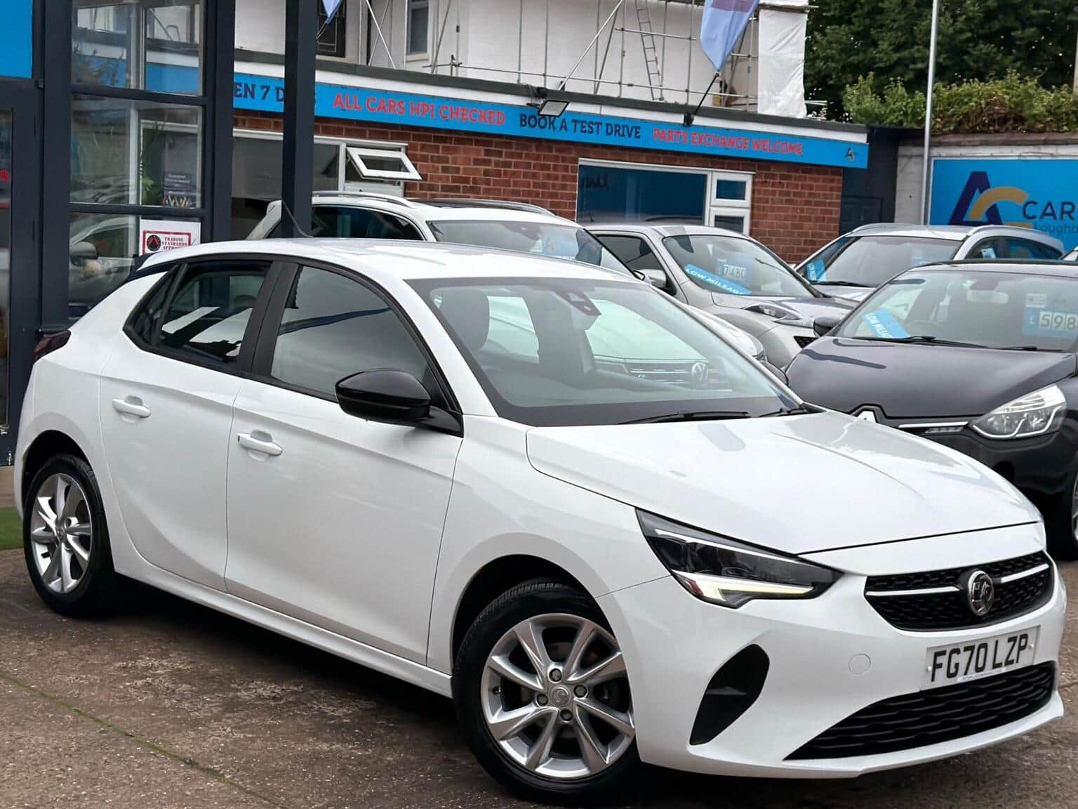 Vauxhall Corsa - image 1 of 55