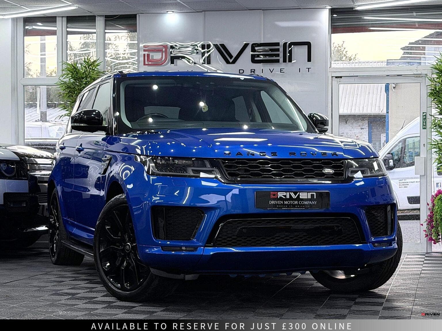 Land Rover Range Rover Sport - image 1 of 6
