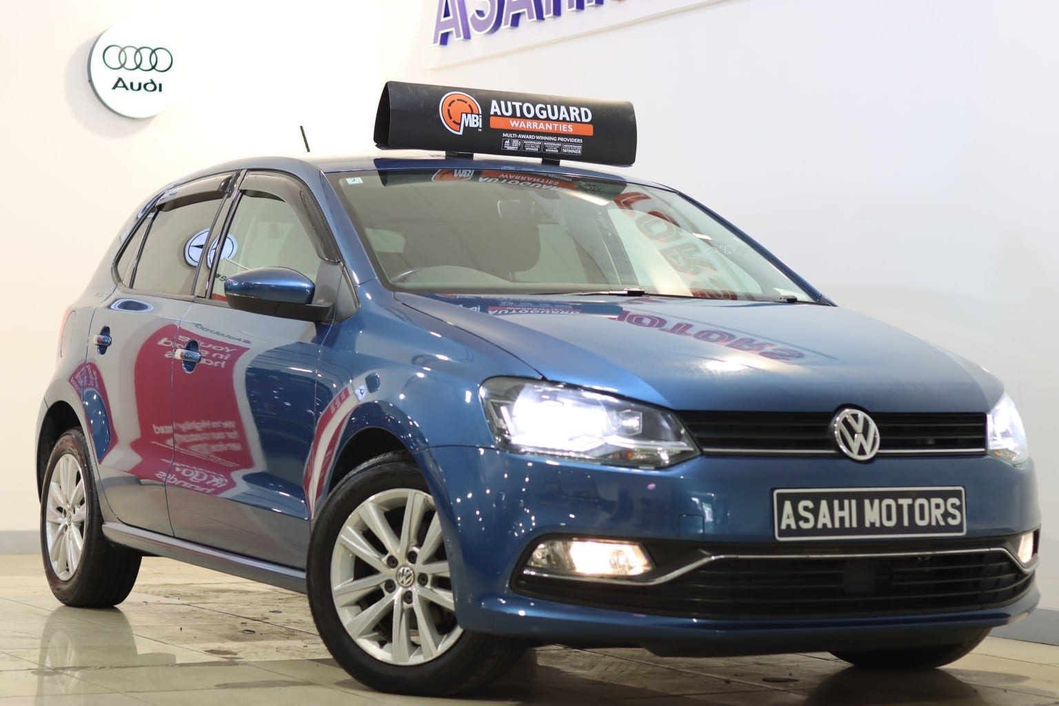 Volkswagen Polo - image 1 of 39