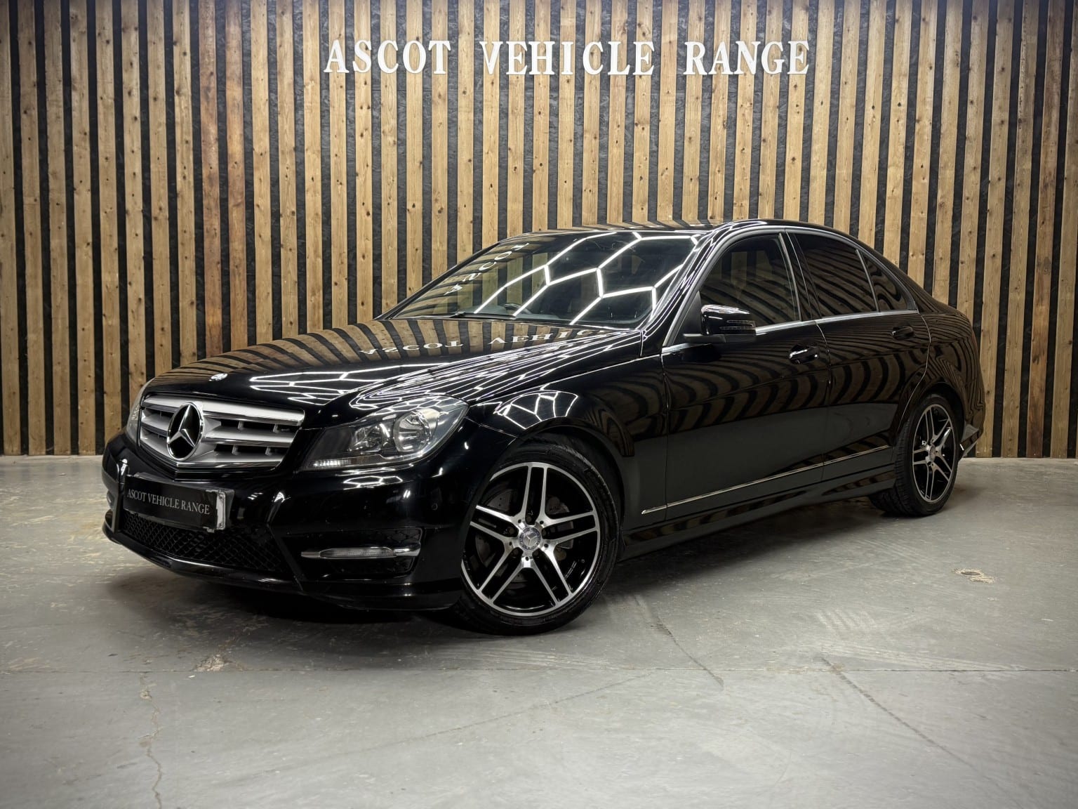Mercedes-Benz C Class - image 1 of 49