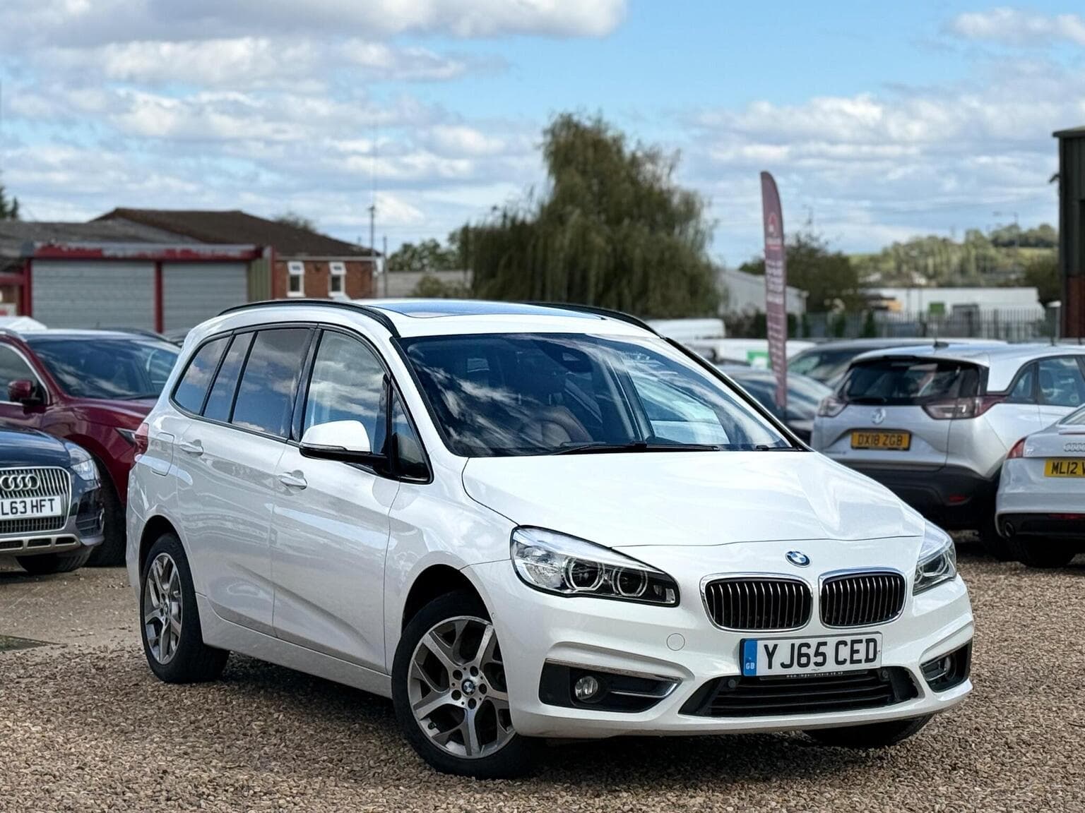 BMW 2 Series Gran Tourer - image 1 of 66