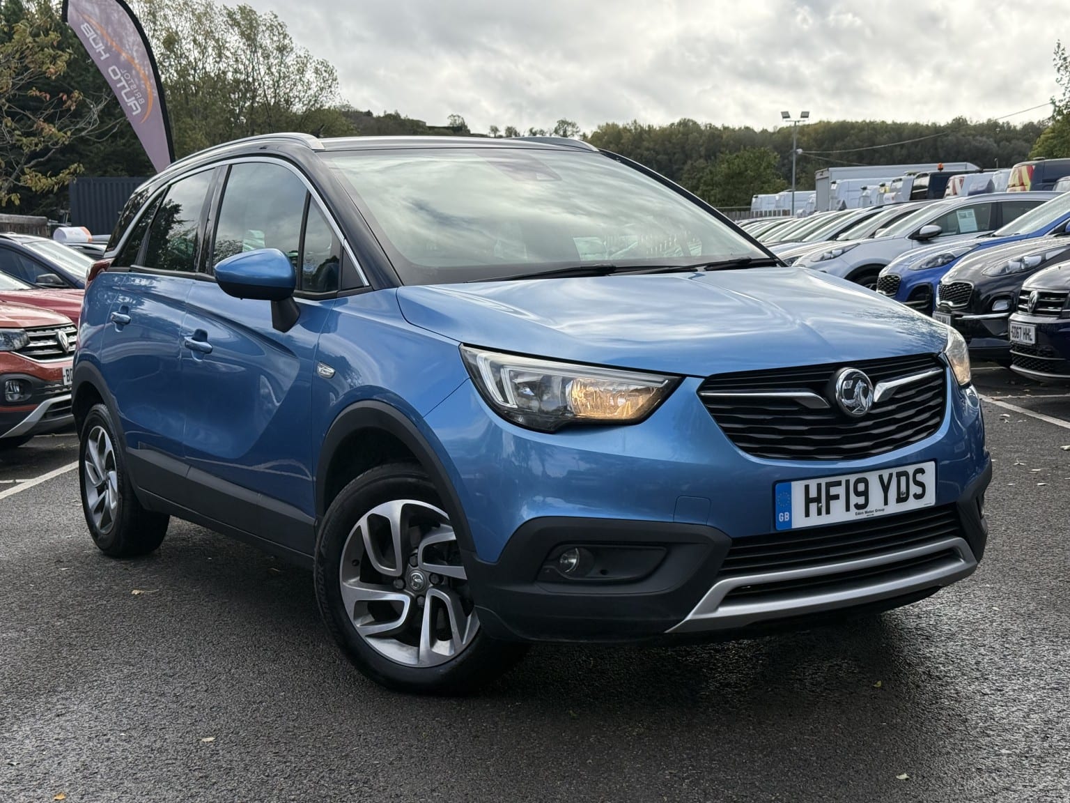Vauxhall Crossland X - image 1 of 1