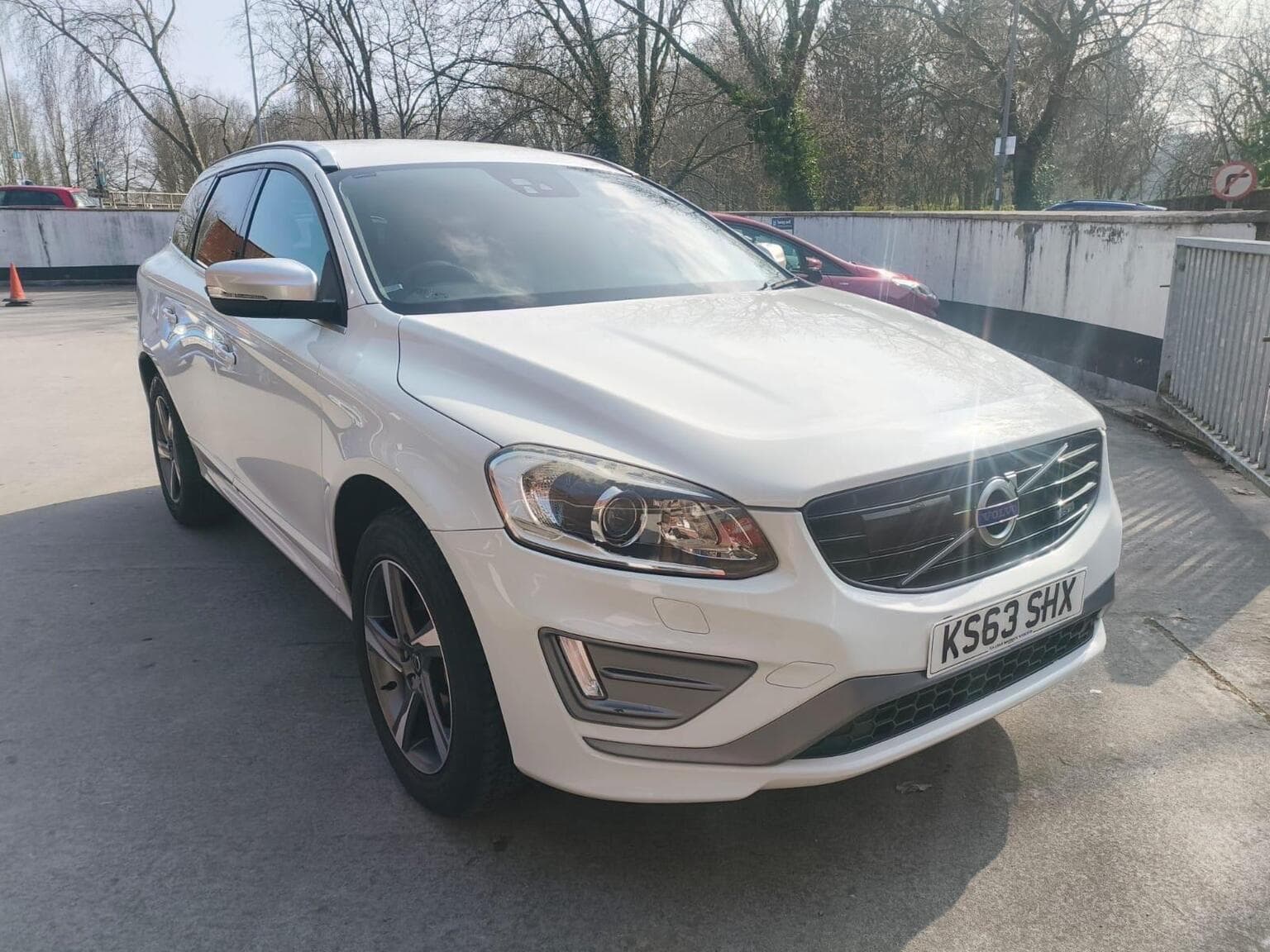 Volvo XC60 - image 1 of 7