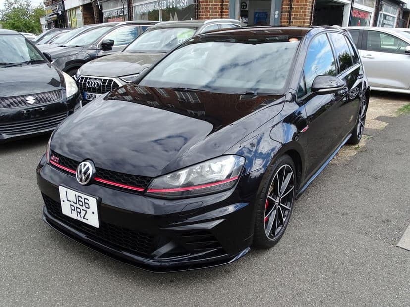 2016 VOLKSWAGEN GOLF