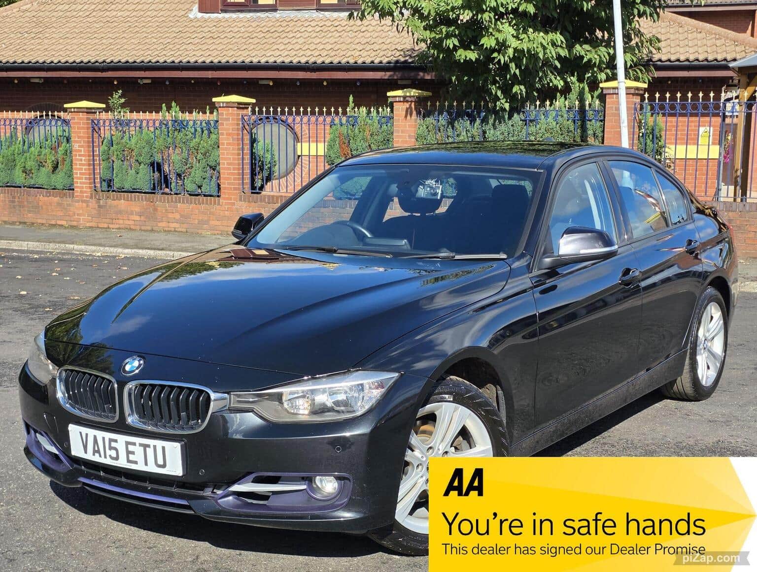 BMW 3 Series - image 1 of 47