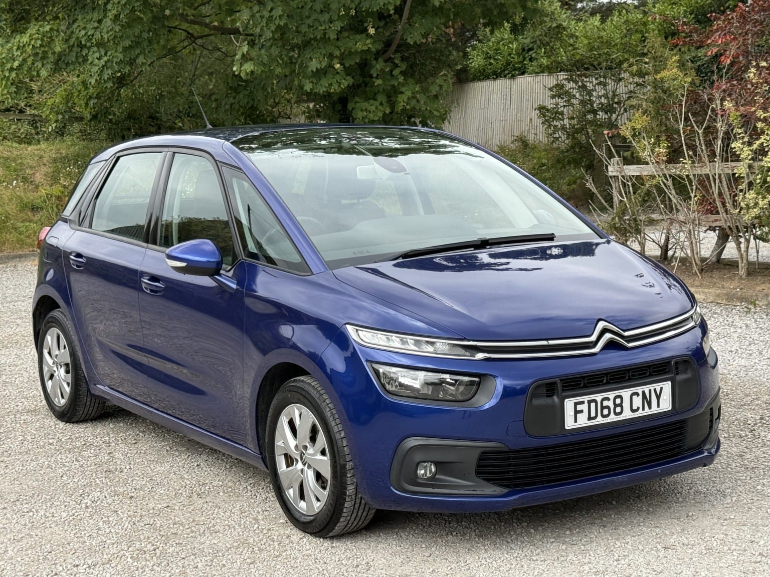 Citroen C4 SpaceTourer - image 1 of 8