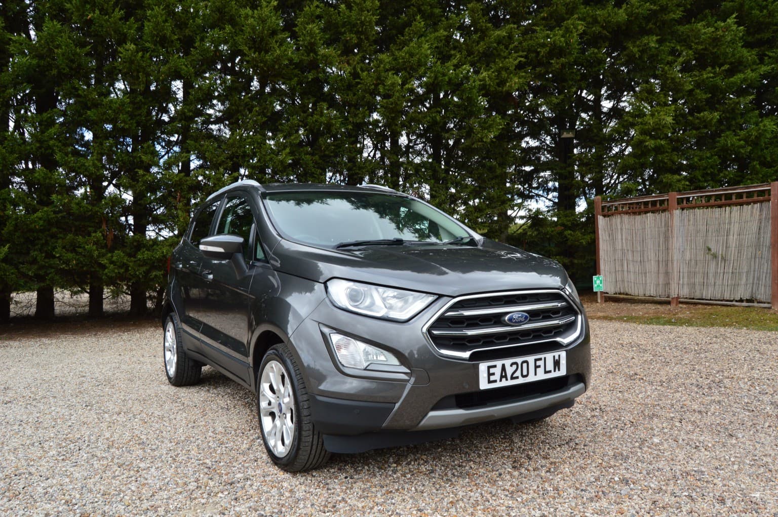 Ford EcoSport - image 1 of 25