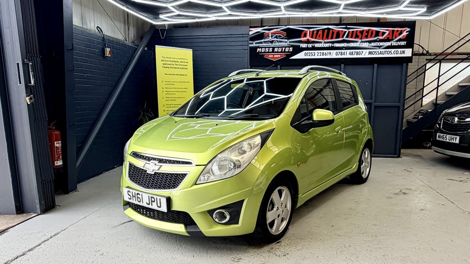 Chevrolet Spark - image 1 of 21