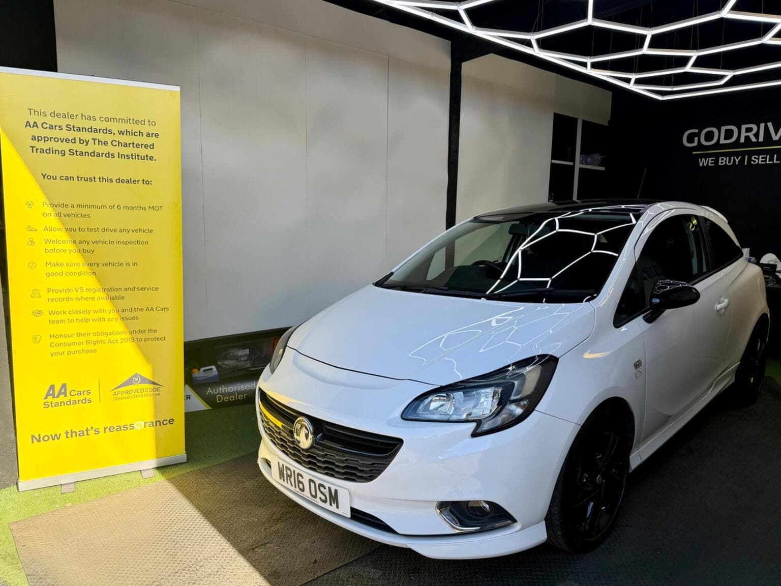 Vauxhall Corsa - image 1 of 49