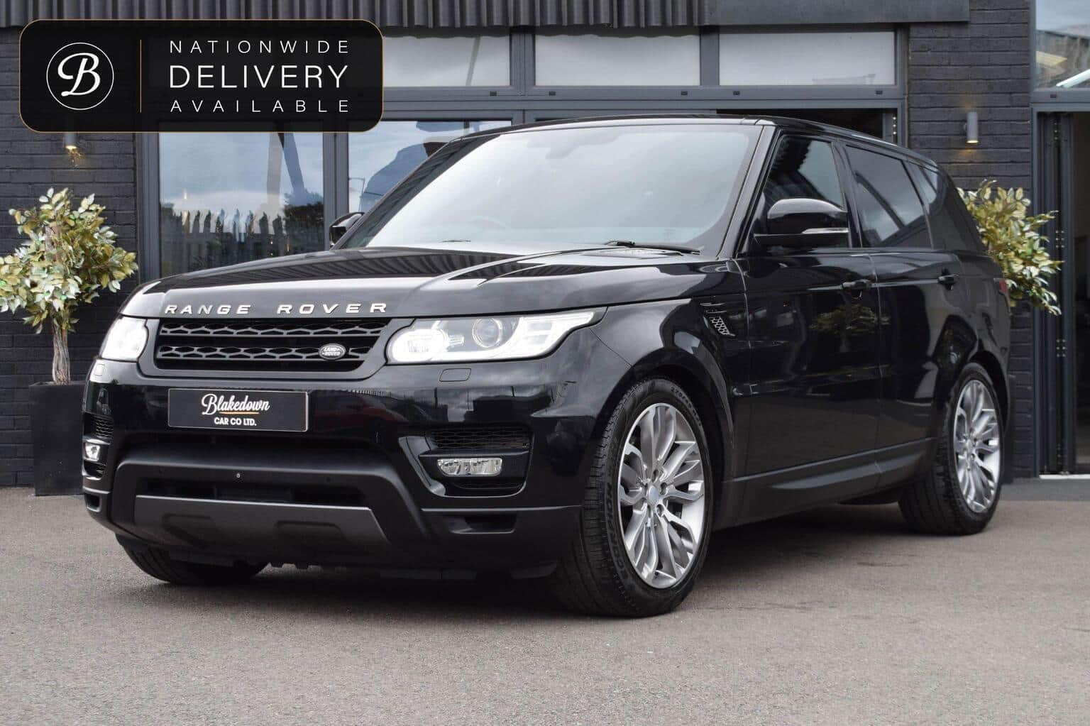Land Rover Range Rover Sport - image 1 of 49
