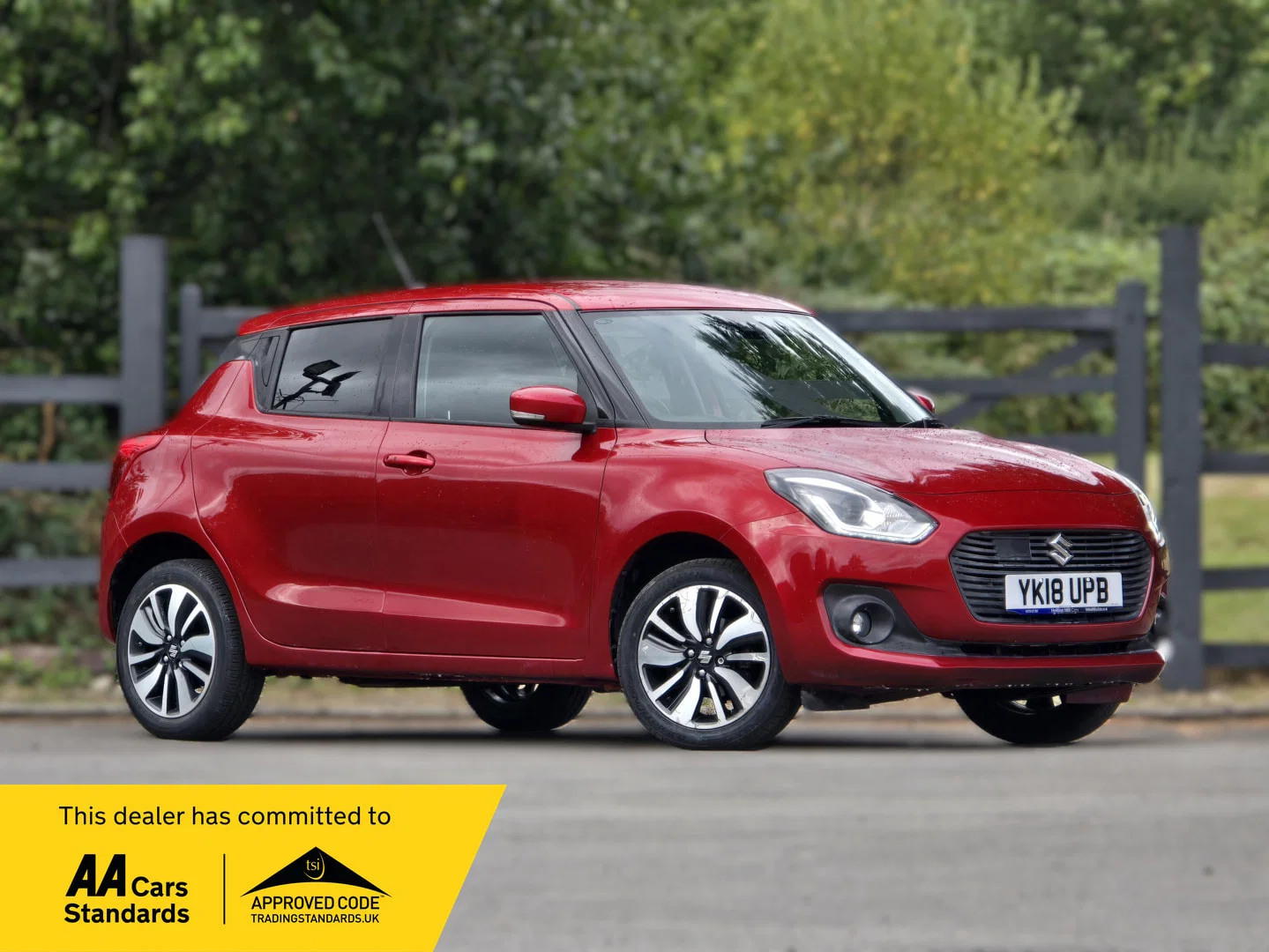Suzuki Swift - image 1 of 18