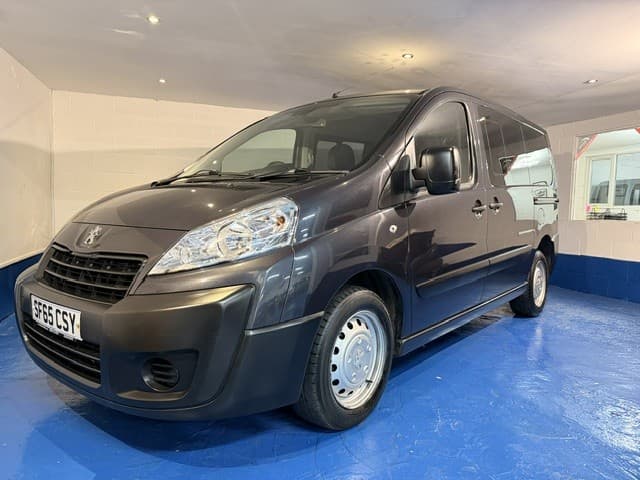 Peugeot Expert Tepee - image 1 of 14
