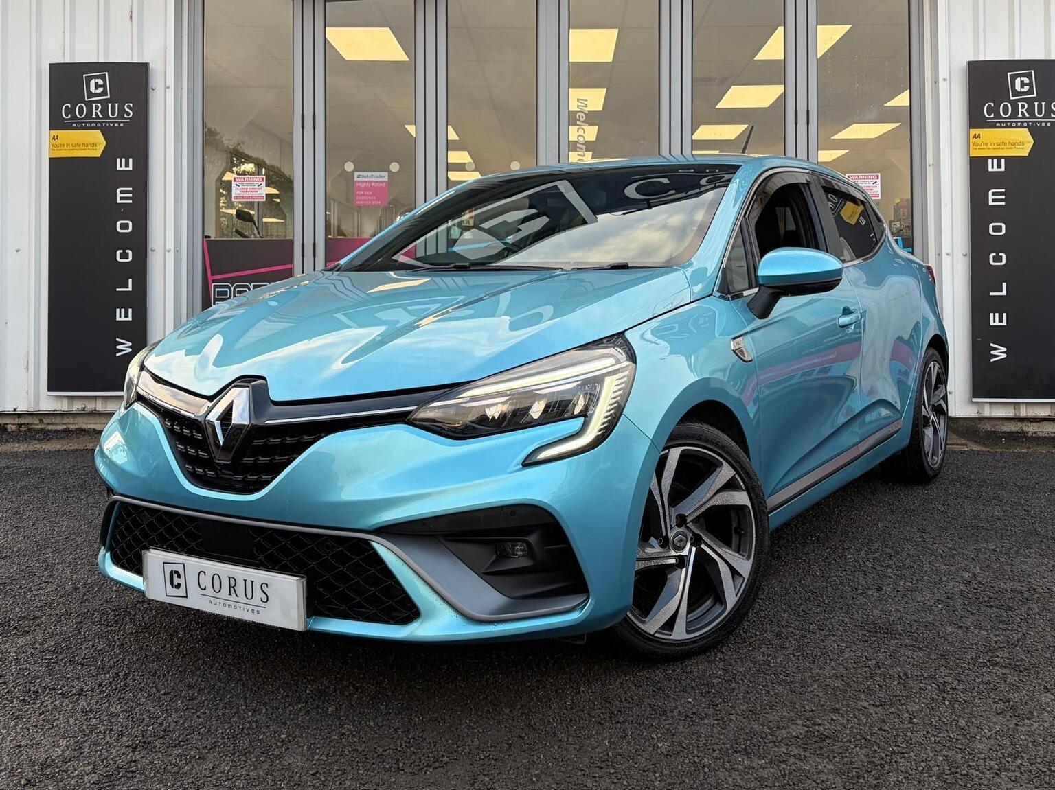 2021 Renault Clio 1.6 E-TECH RS Line Auto Euro 6 (s/s) 5dr in blue — photo 1 of 40