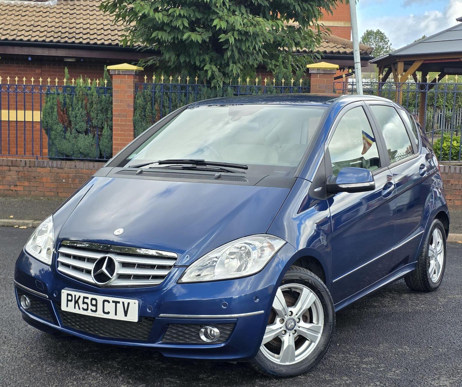 Mercedes-Benz A Class - image 1 of 40