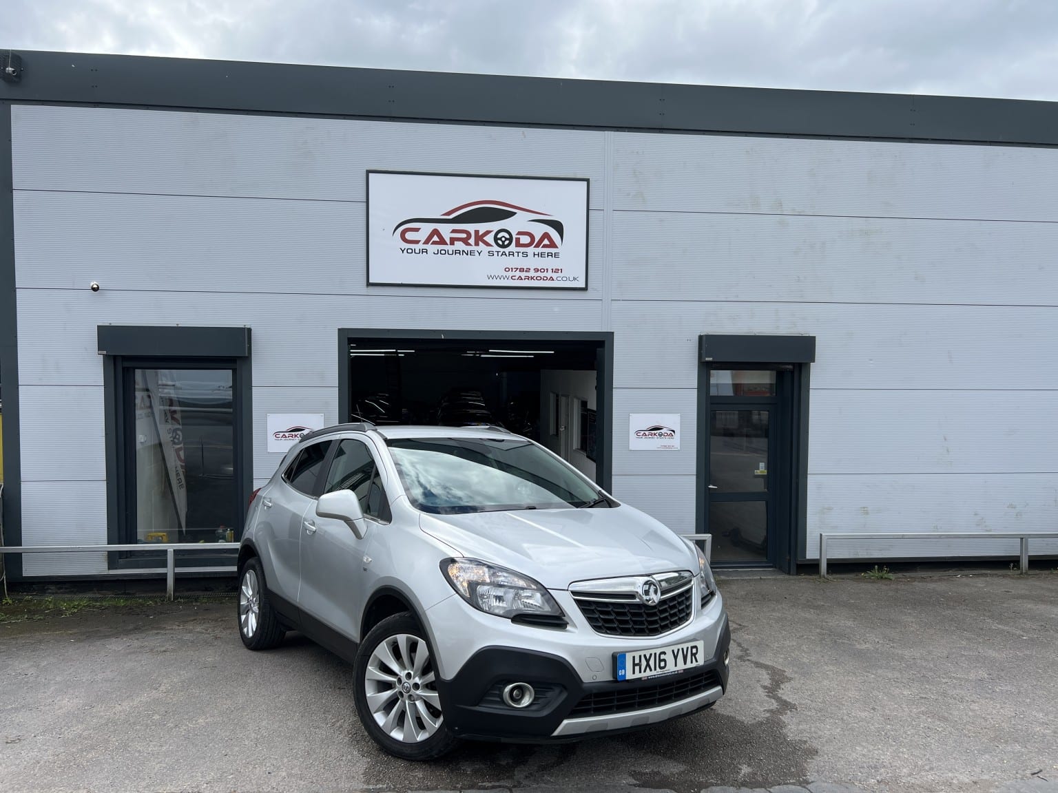 Vauxhall Mokka - image 1 of 80