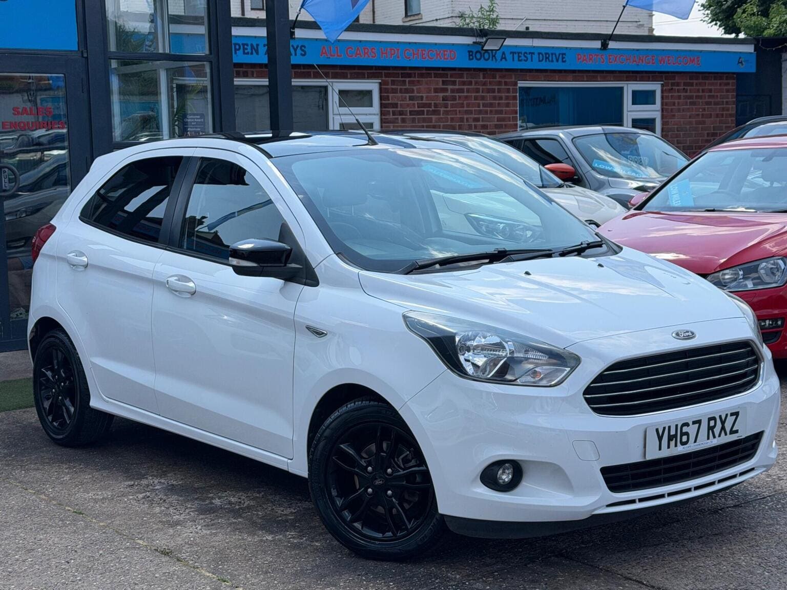 Ford Ka+ - image 1 of 68