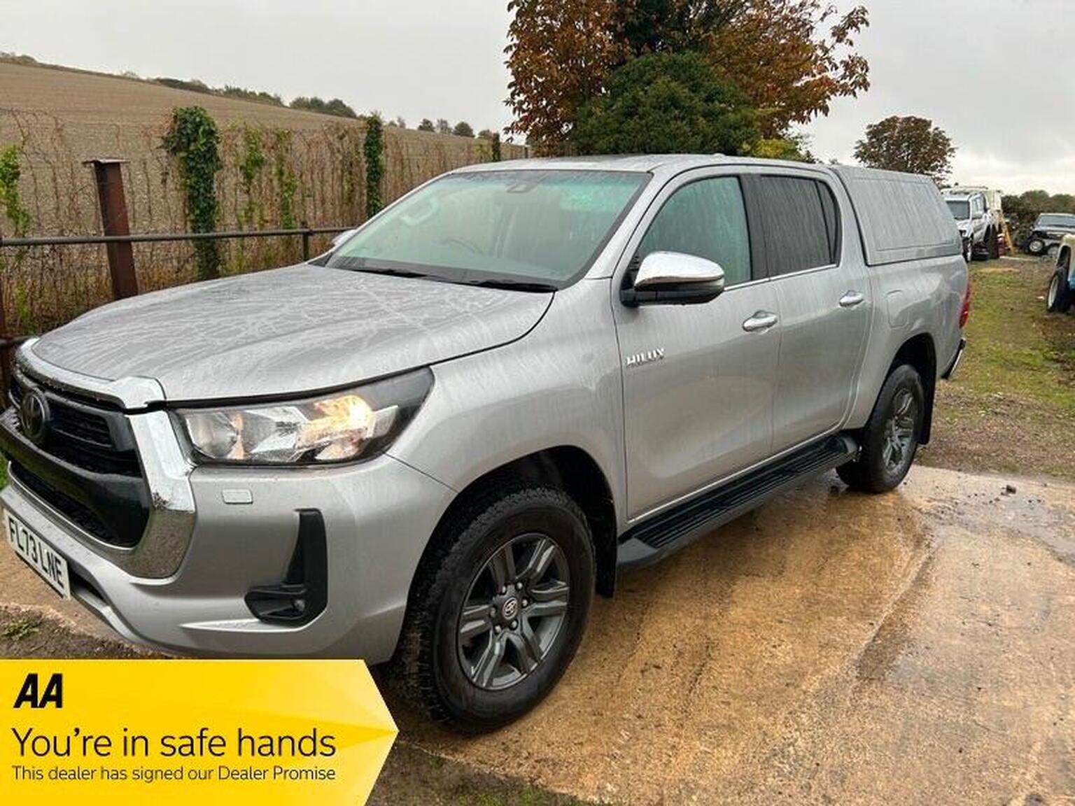 2023 Toyota Hilux 2.4 D-4D Icon Auto 4WD Euro 6 (s/s) 4dr in silver — photo 1 of 28