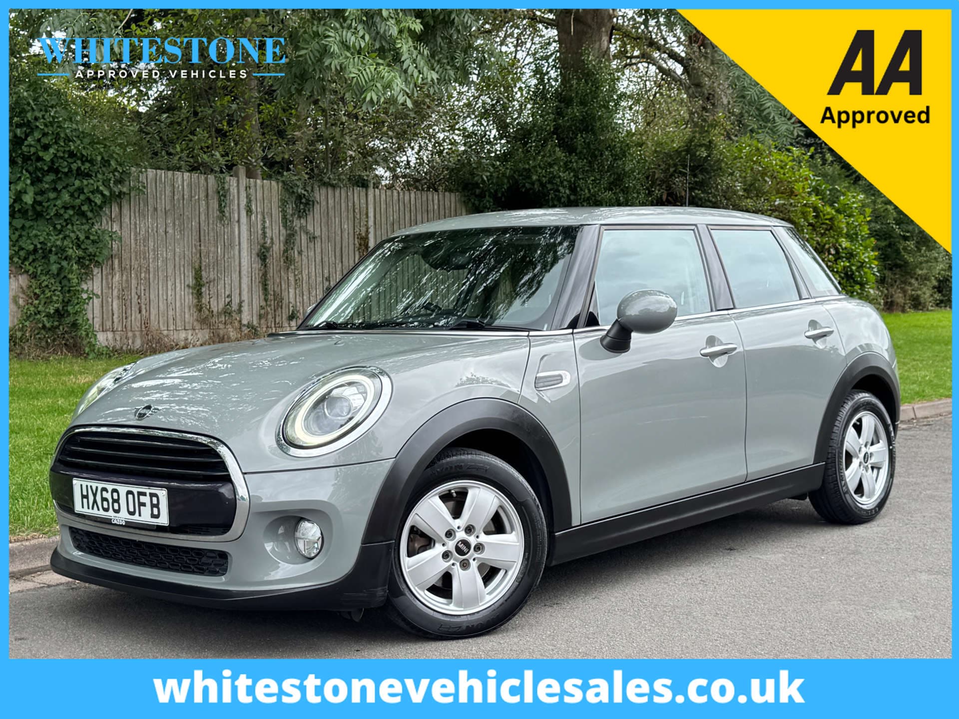MINI Hatch - image 1 of 38