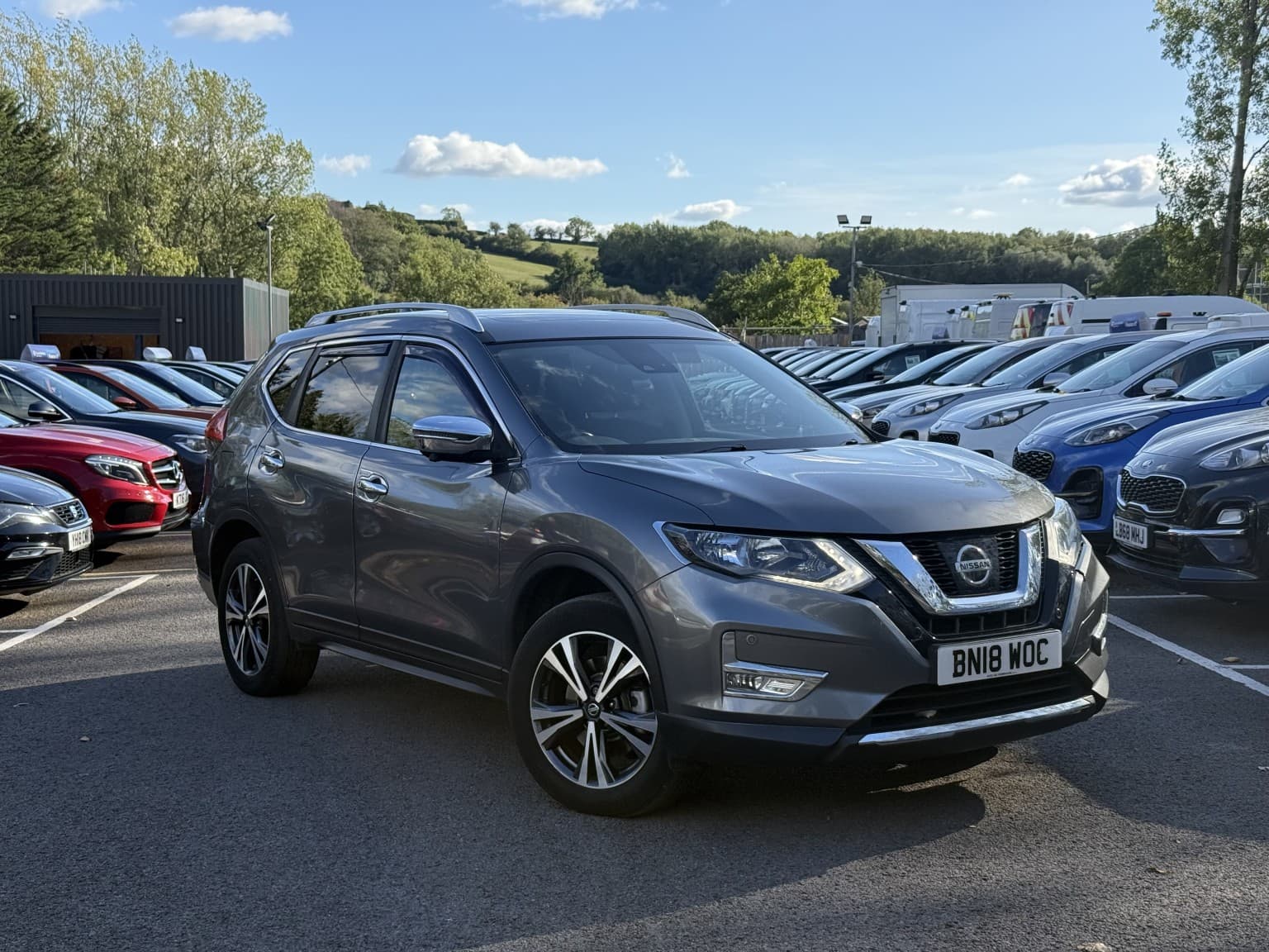 Nissan X-Trail - image 1 of 1