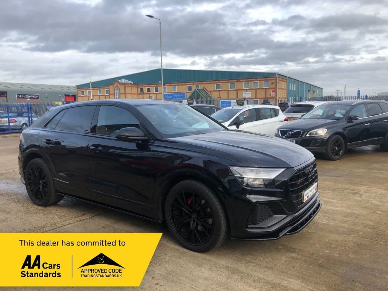 Audi Q8 - image 1 of 20