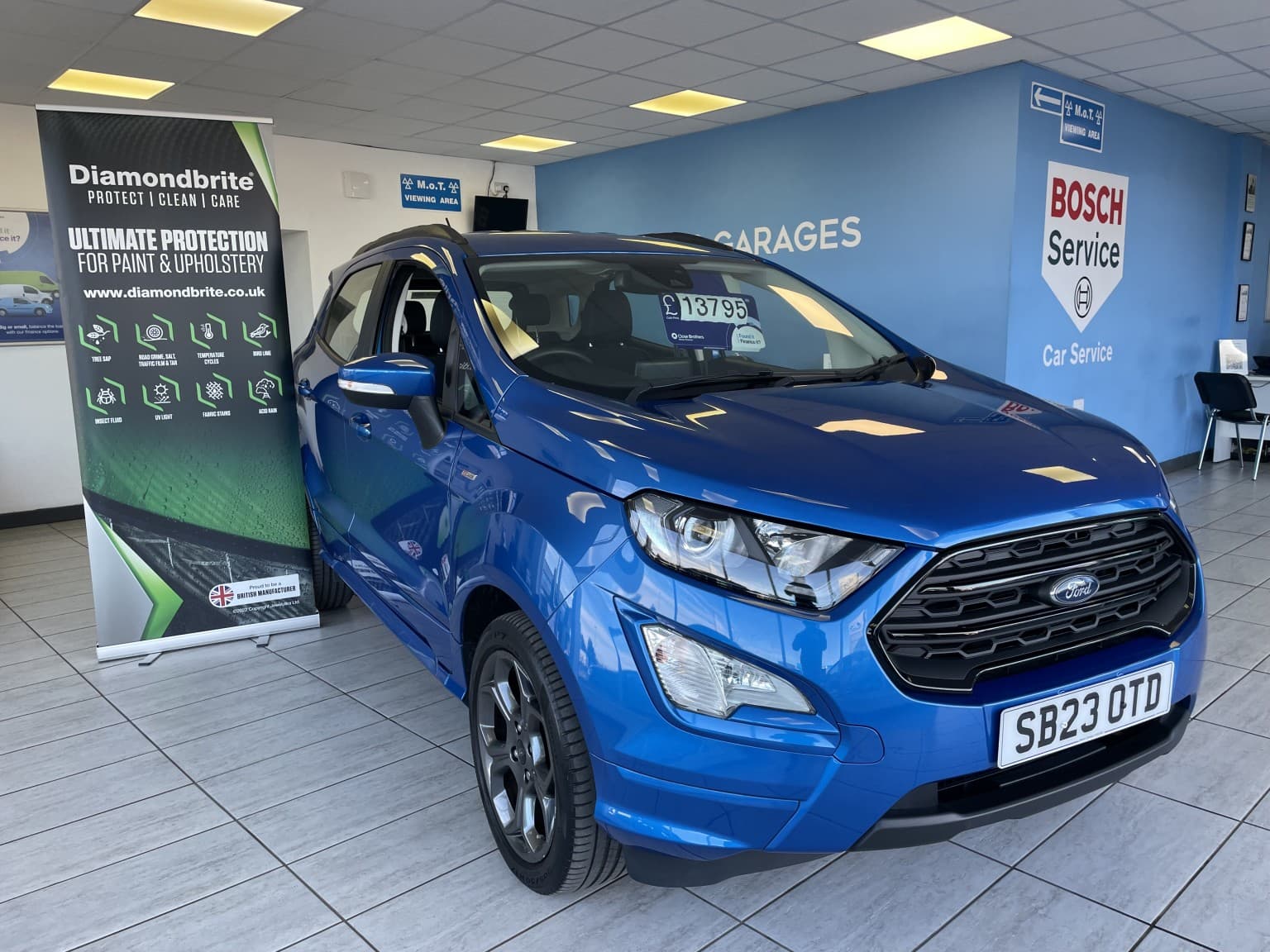 Ford EcoSport - image 1 of 46