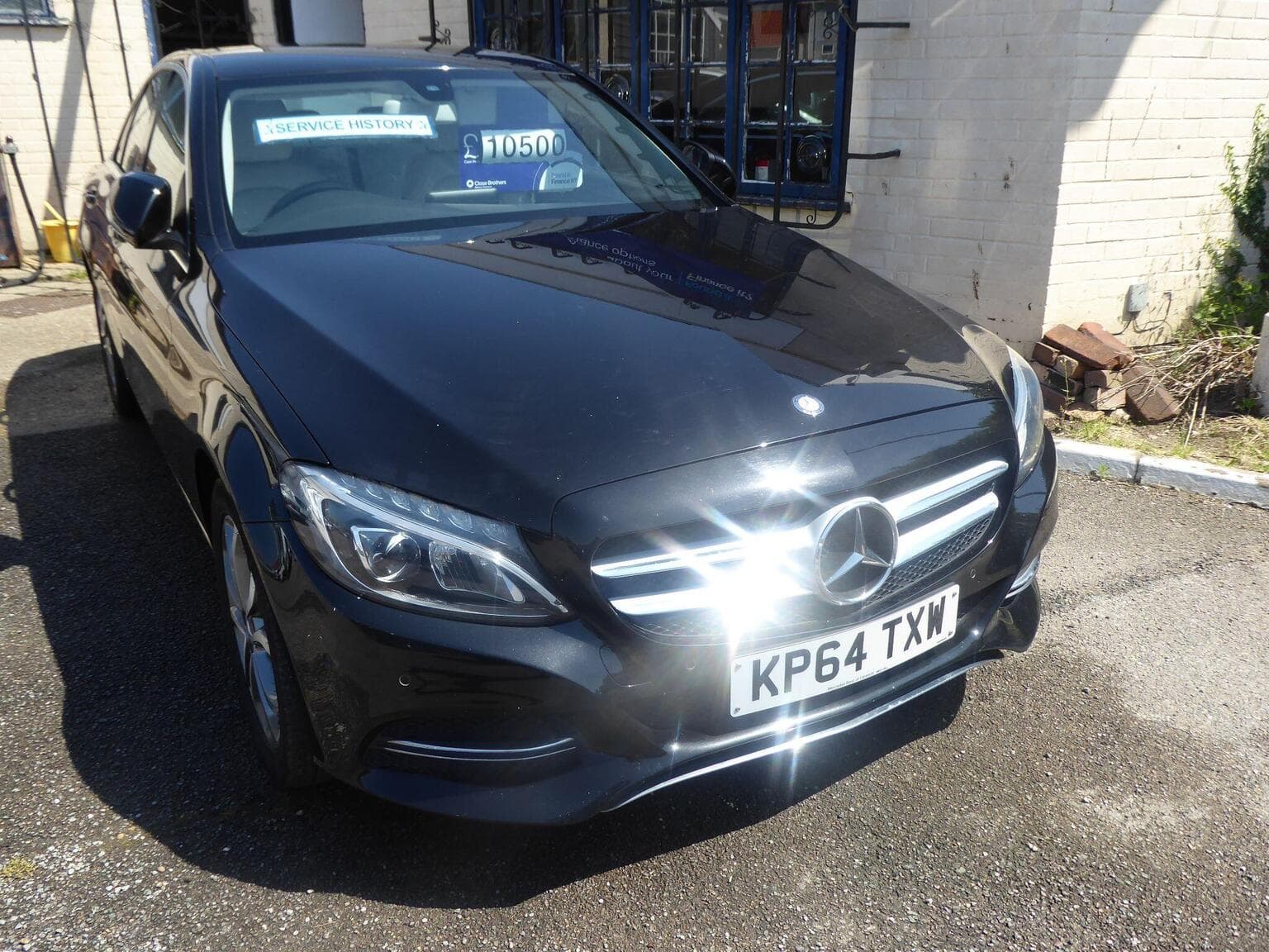 Mercedes-Benz C Class - image 1 of 15