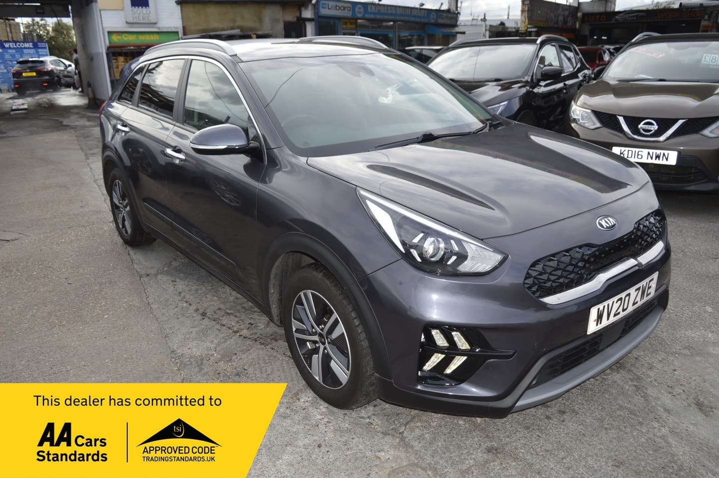 Kia Niro - image 1 of 24