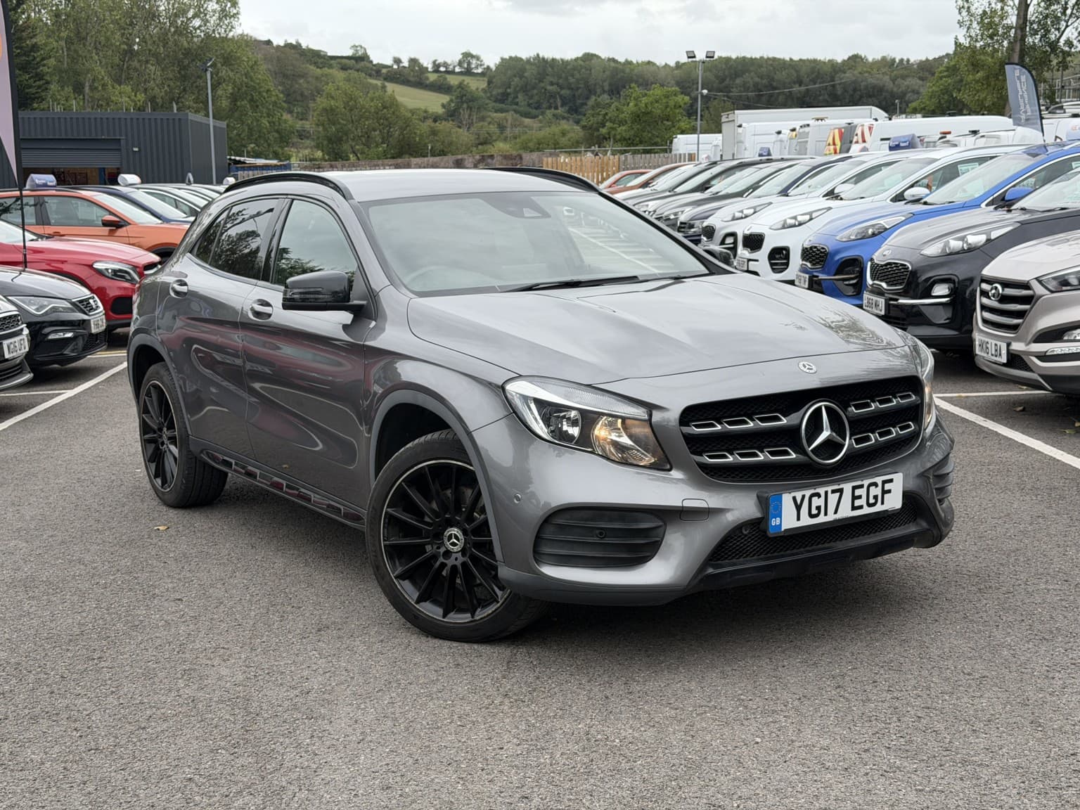 Mercedes-Benz GLA - image 1 of 1