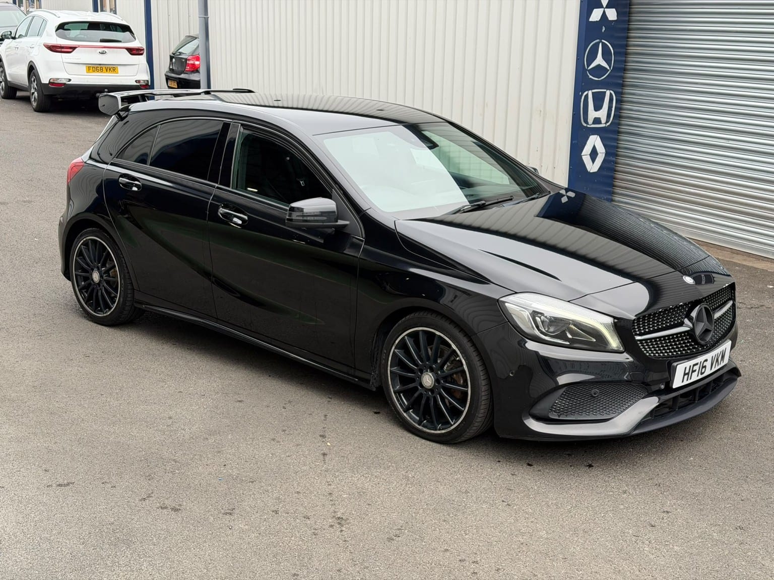 Mercedes-Benz A Class - image 1 of 30