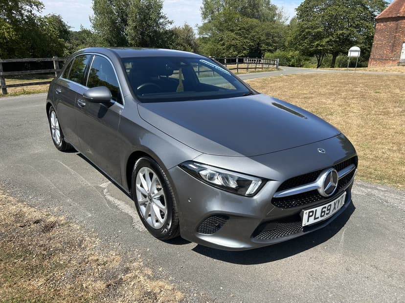 2019 MERCEDES-BENZ A CLASS