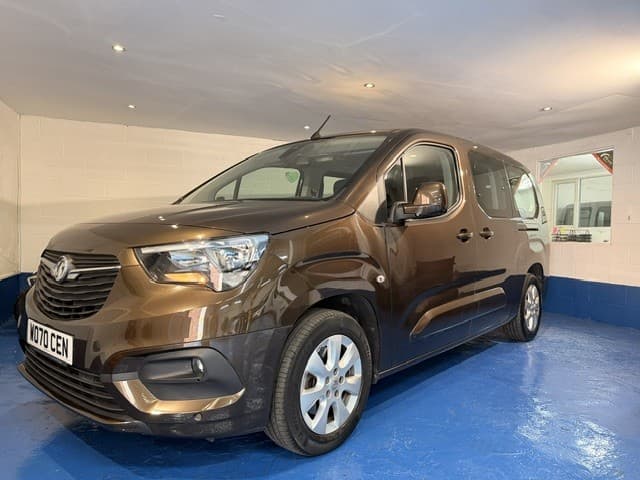 Vauxhall Combo Life - image 1 of 16