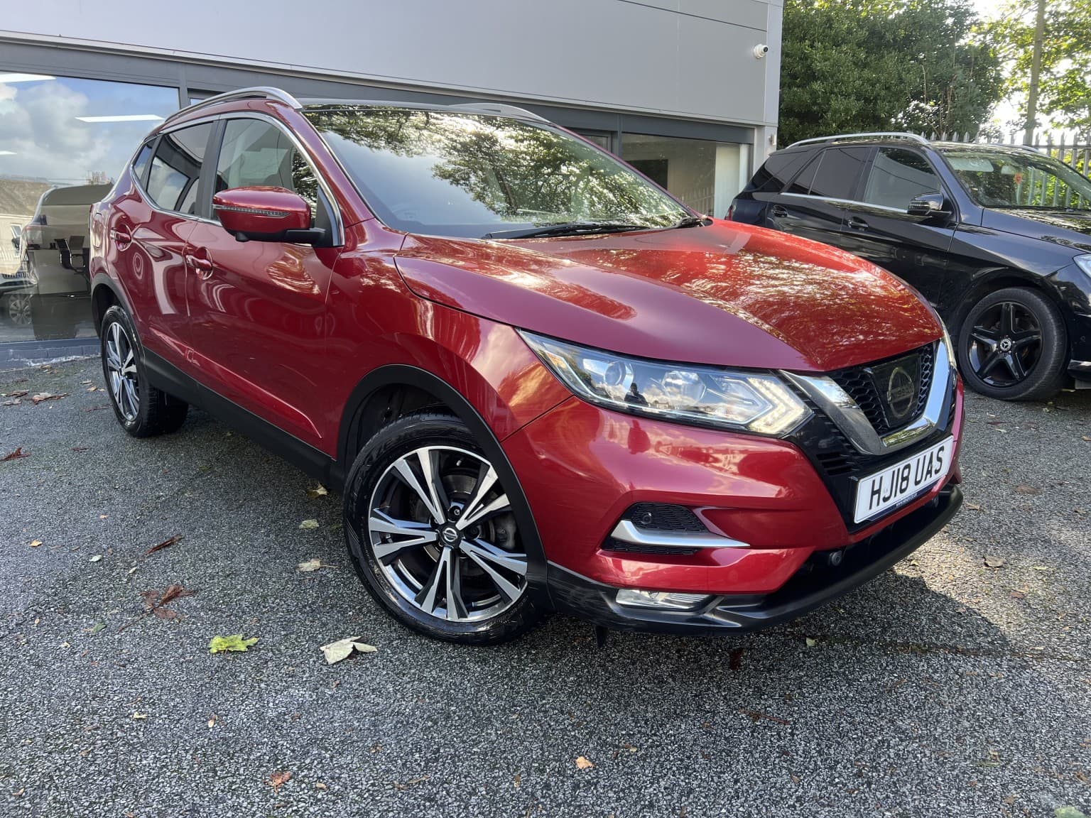 Nissan Qashqai - image 1 of 19