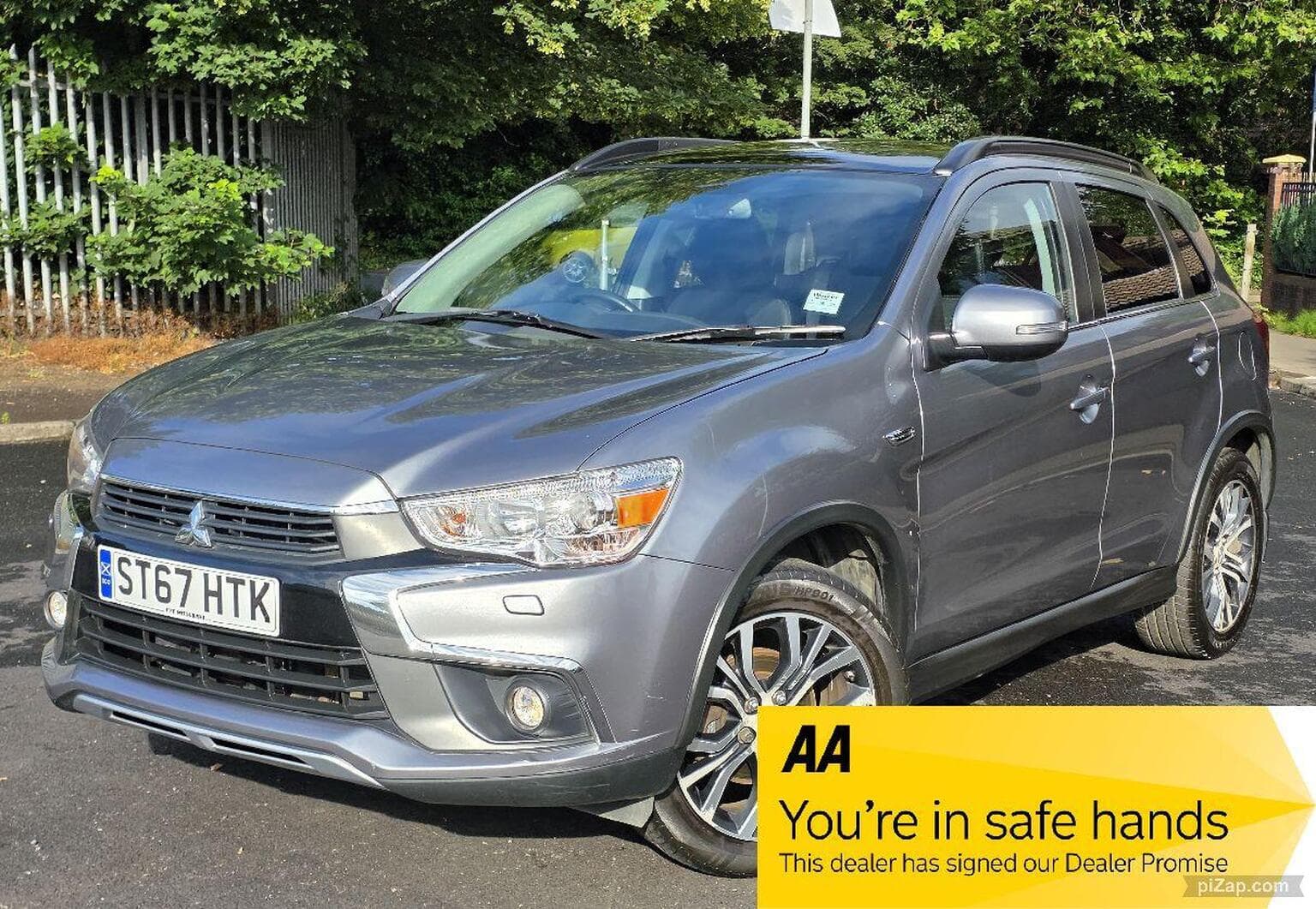 Mitsubishi ASX - image 1 of 46