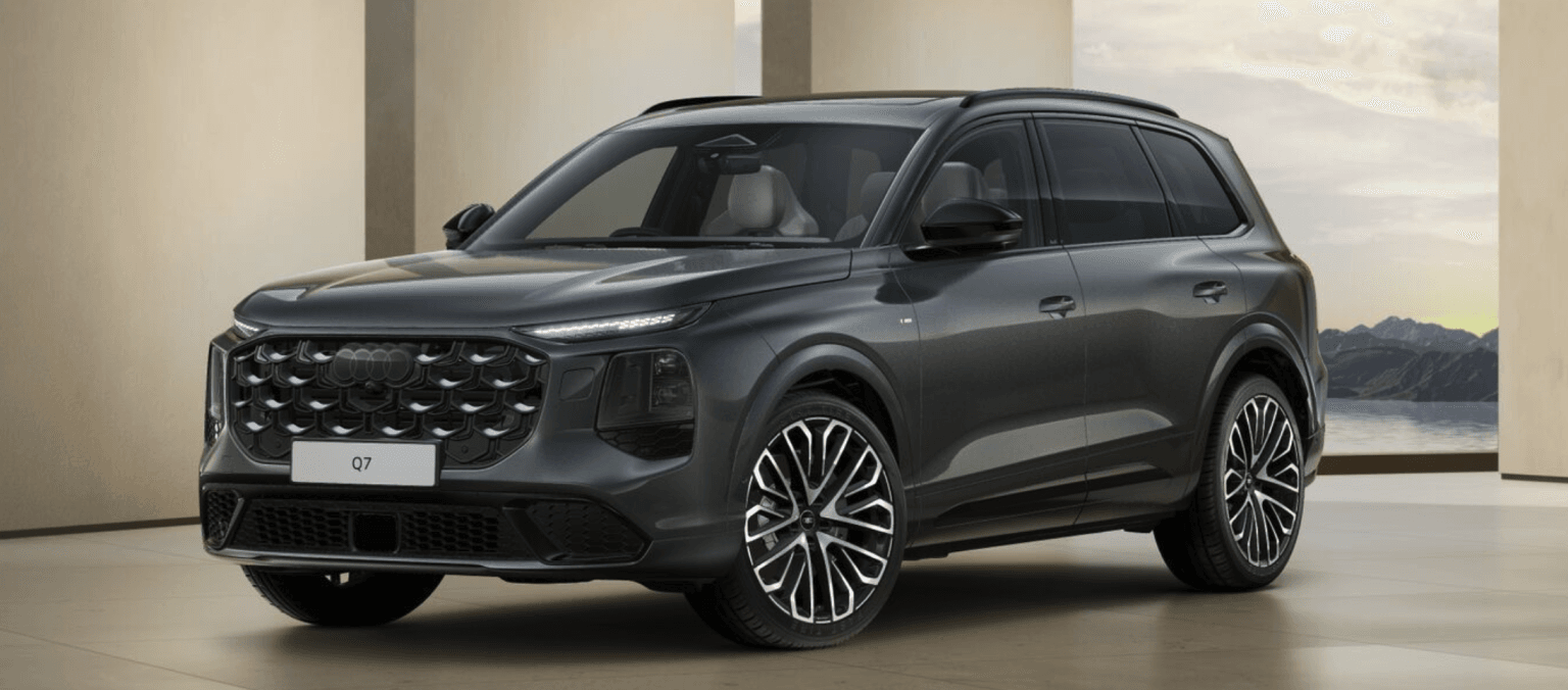 AUDI Q7 - image 1 of 12