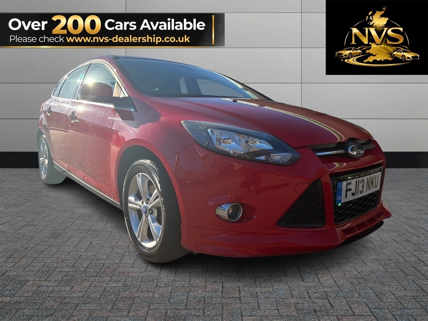 Ford Focus - image 1 of 13