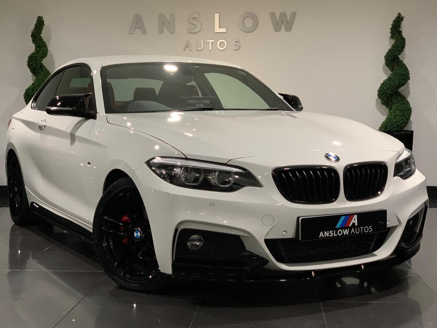 BMW 2 Series - image 1 of 6