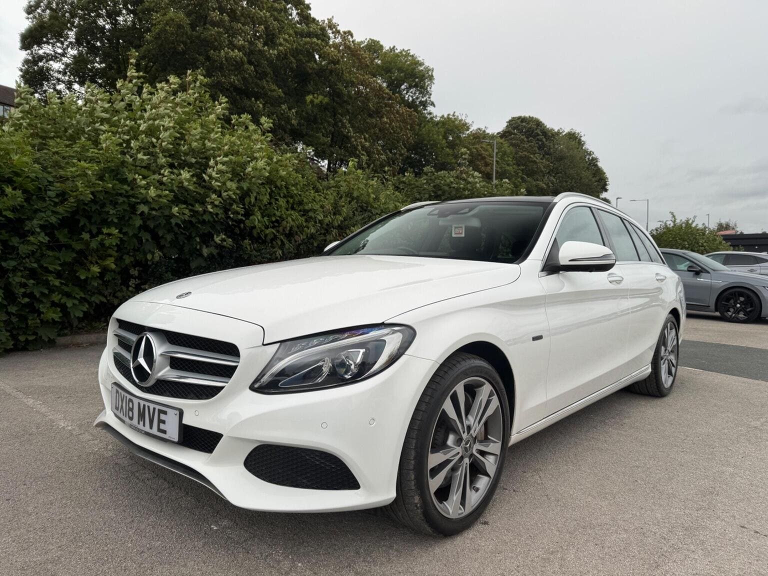 Mercedes-Benz C Class - image 1 of 87
