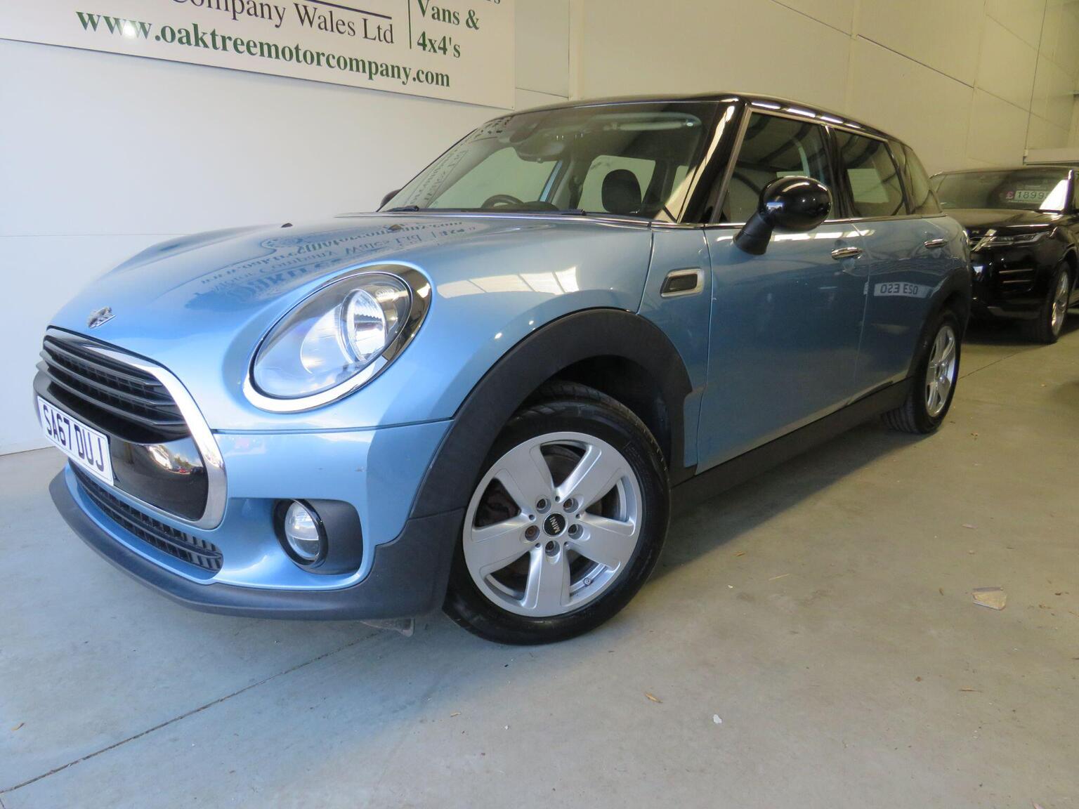 MINI Clubman - image 1 of 28