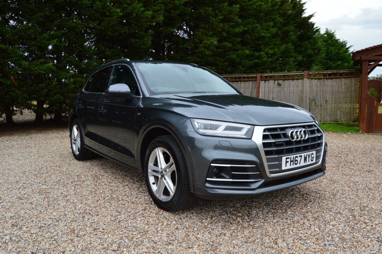 Audi Q5 - image 1 of 49
