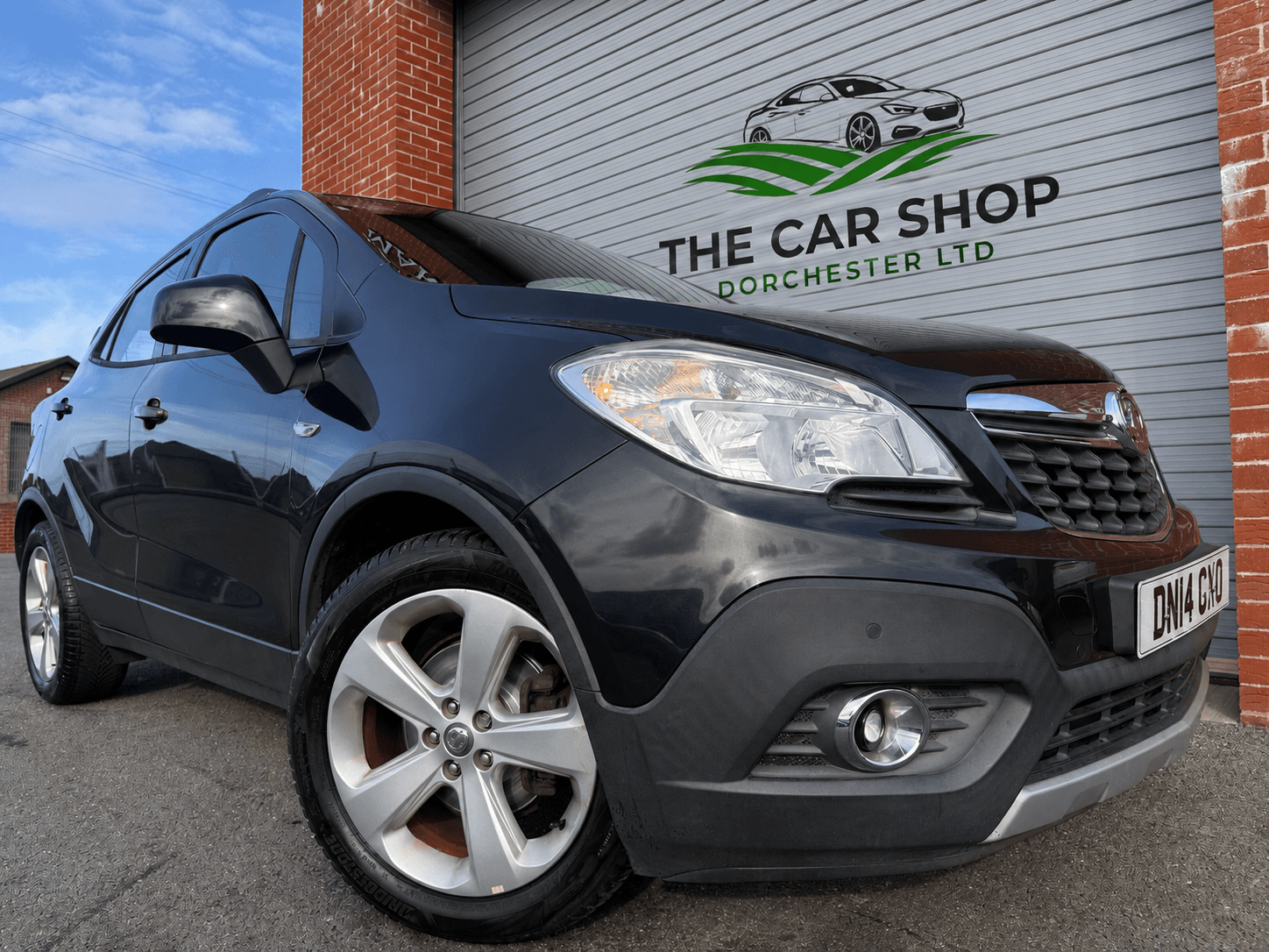 2014 Vauxhall Mokka 1.4 T Exclusiv in black — photo 1 of 38
