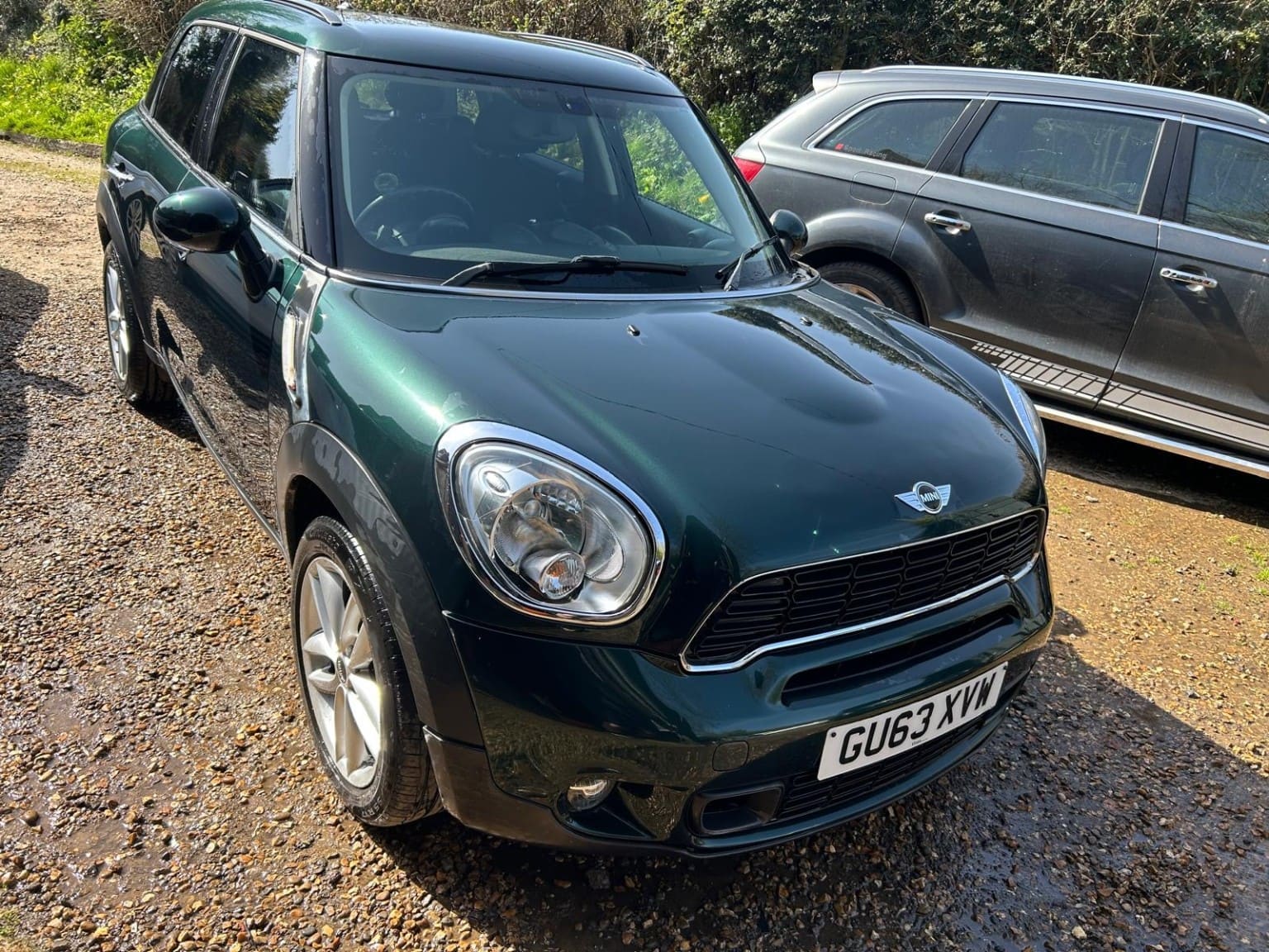 MINI COUNTRYMAN - image 1 of 16